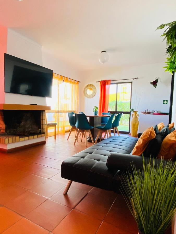 Summer House, Only 2 Minutes To The Beach In Vilamoura! 빌라 외부 사진